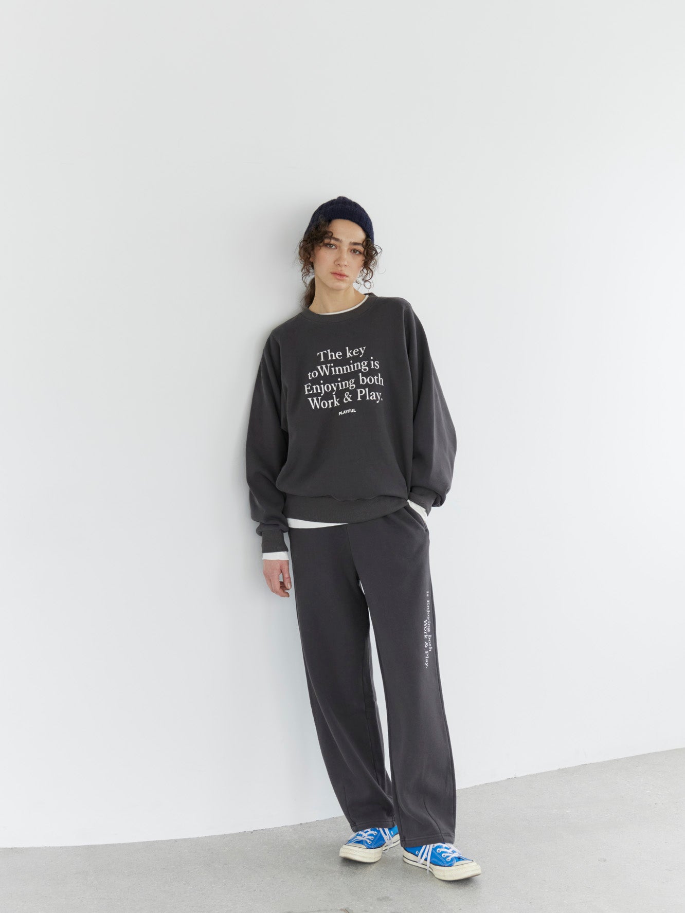 【+81BRANCA】 スウェットシャツ SHIPS｜【SHIPS別注】81BRANCA:<洗濯機可能>ロゴ スウェット | Rakuten