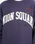 Embroidery& logo sweat.