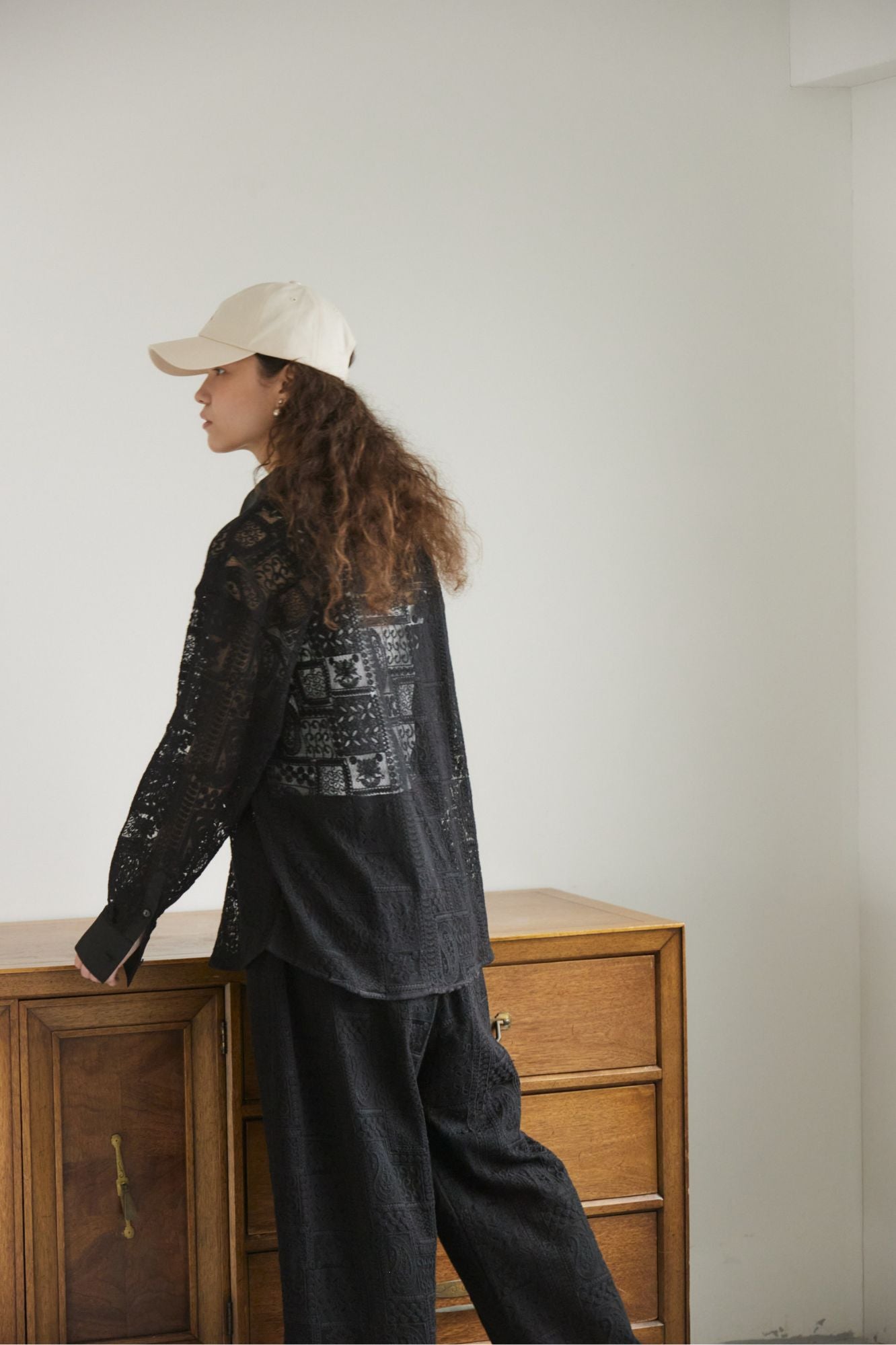 lace shirt