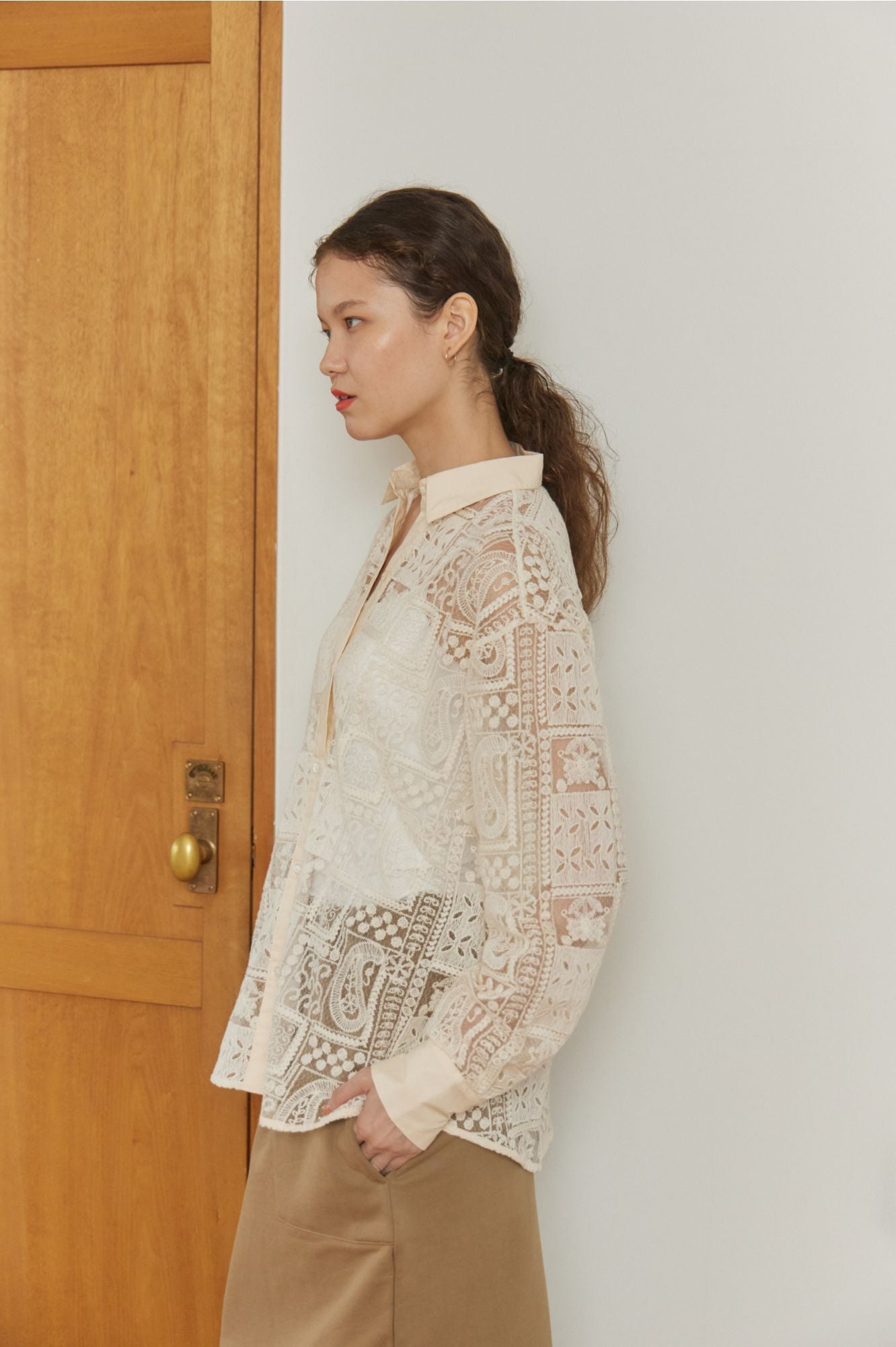 lace shirt