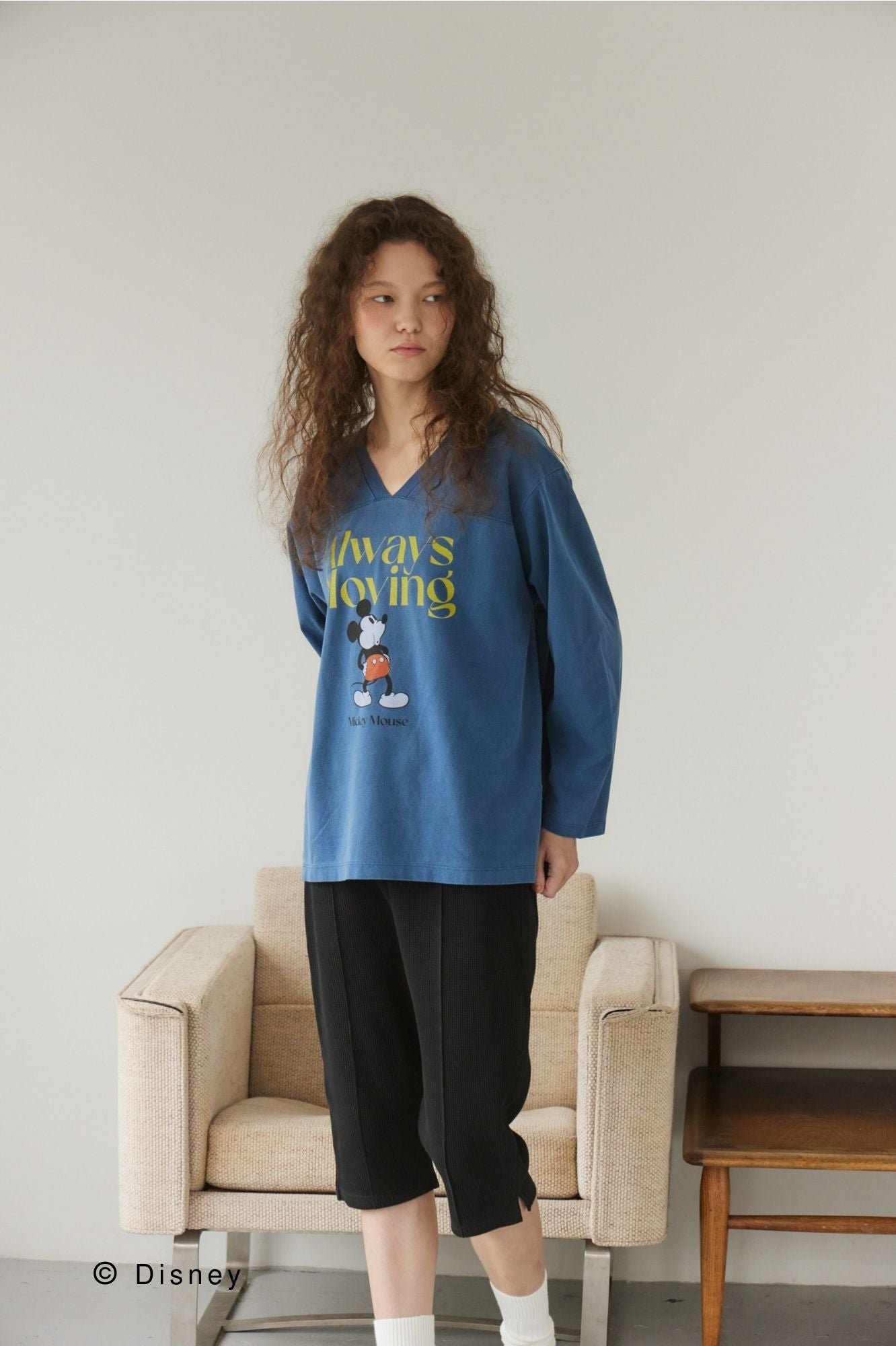 ［Mickey Mouse］V-neck L/S tee ②