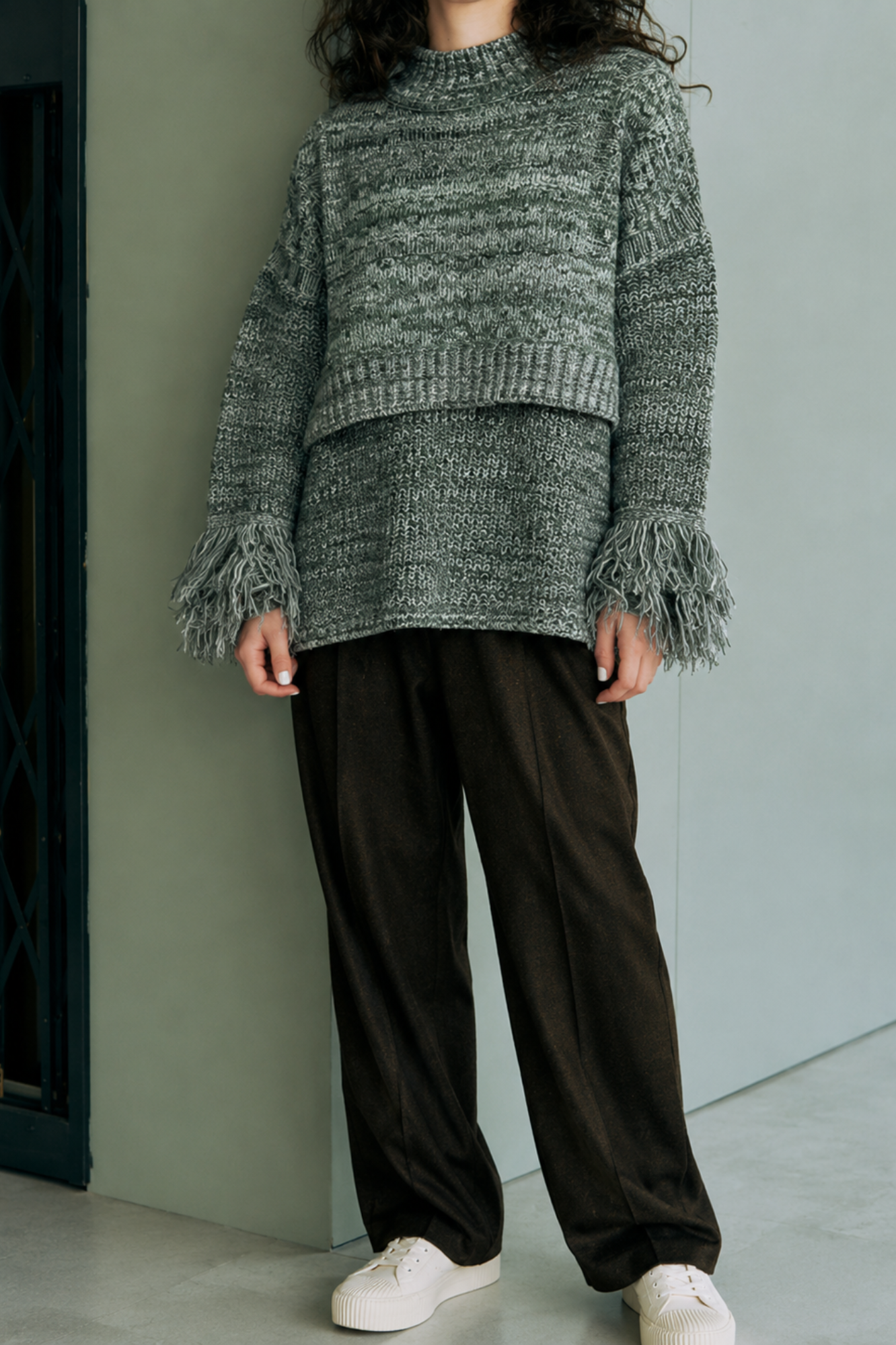 Mix colour yarn high neck PO