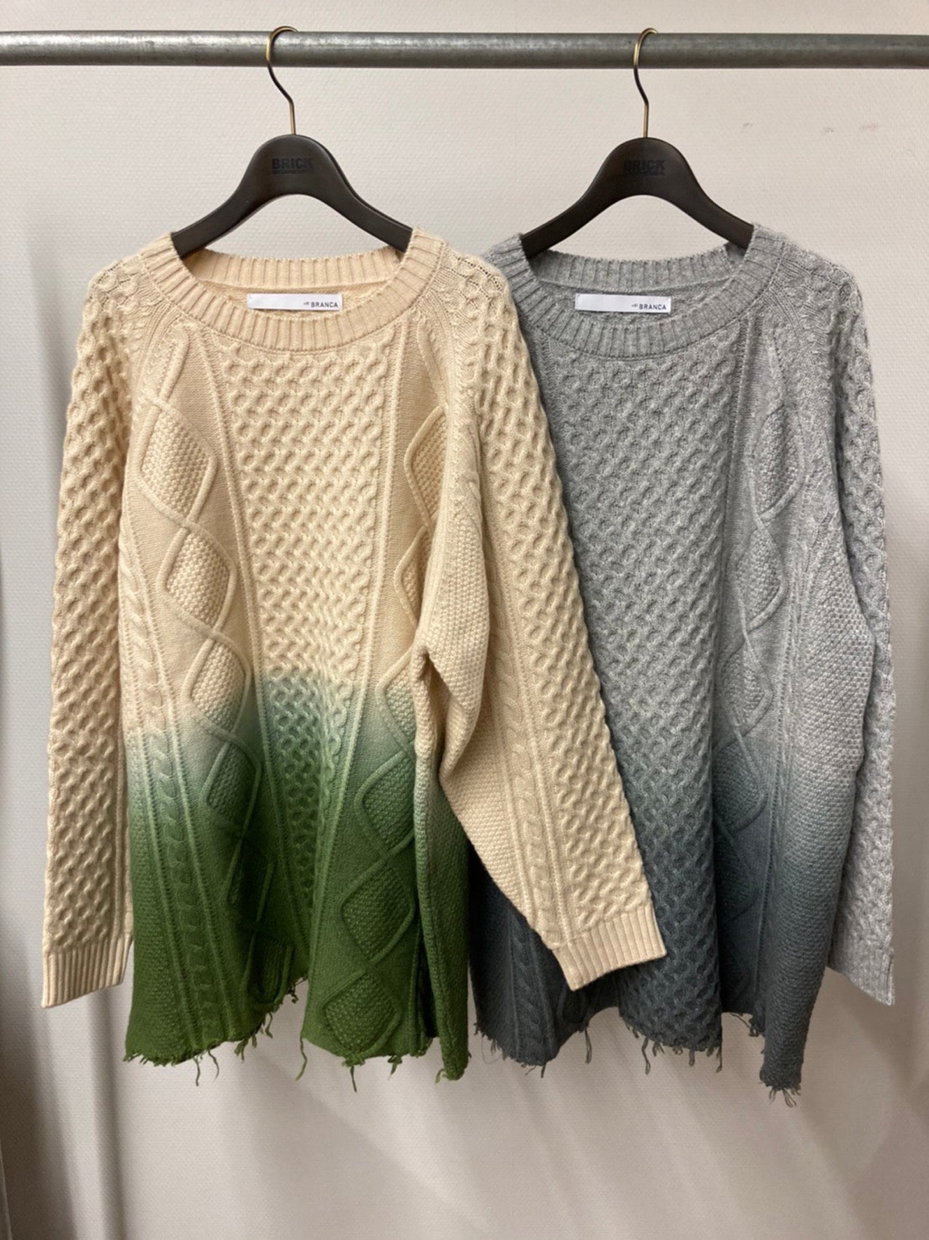 Step dyeing Fisherman Knit